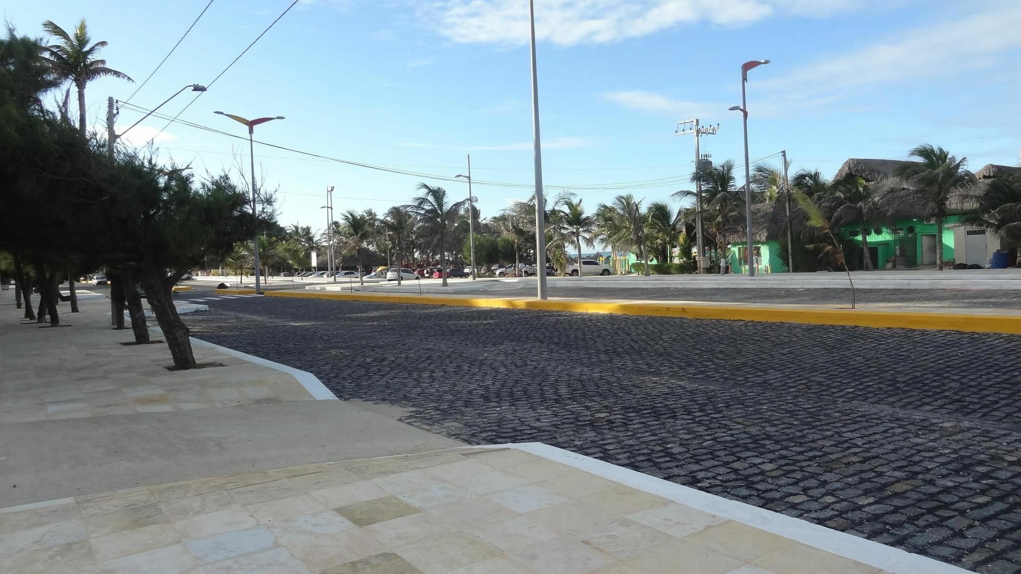 Pousada E Pizzaria Sol E Alegria Fortaleza  Eksteriør billede